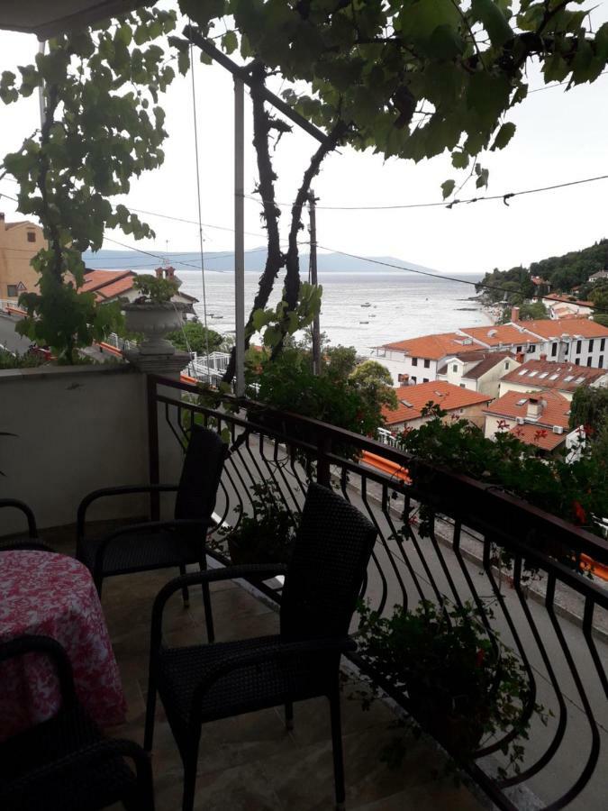 德斯科维奇公寓与客房旅馆 Mošćenička Draga 外观 照片